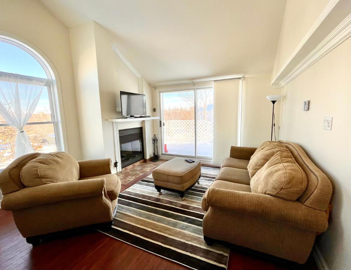 Chaleureux Condo A Magog Exteriér fotografie